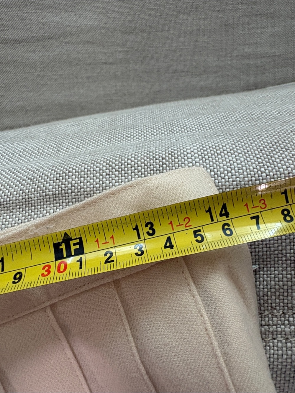 Christian Dior Vintage 100% Wool pleated Midi Skirt—STUNNING! Event, Basic—EUC. - Picture 6 of 8